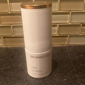 SkinMedica TNS Eye Repair in White and Gold